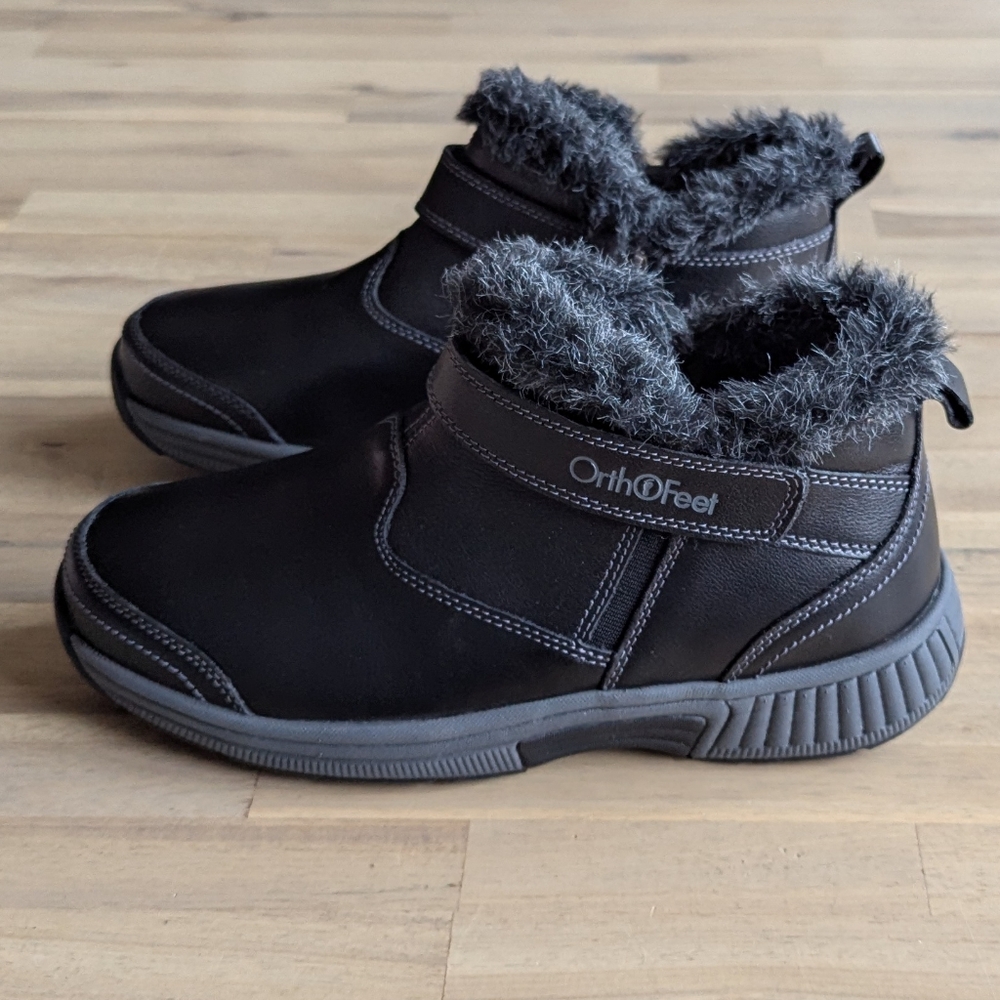 Orthofeet Women's Black Winter Boots with Faux Fur Lining - 2E Extra Wide - Picture 5 of 9